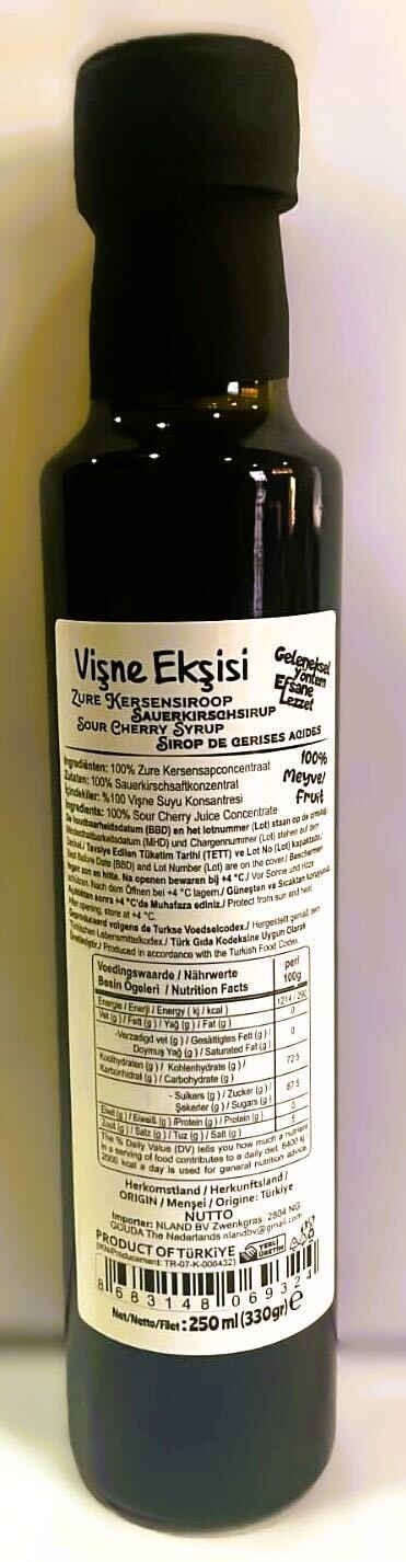 Natürlicher Sauerkirschsirup (Vişne Ekşisi)