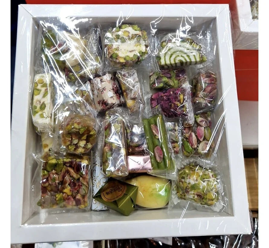 Antep Fıstıklı Karışık Lokum 830g
