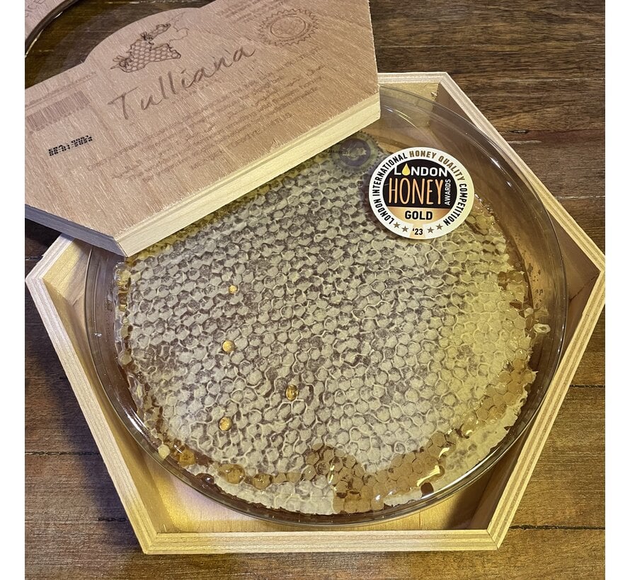 Tulliana Premium Polifloral Organik Bitlis Karakovan Balı ((Altın Bal Ödüllü) 1200-1300g