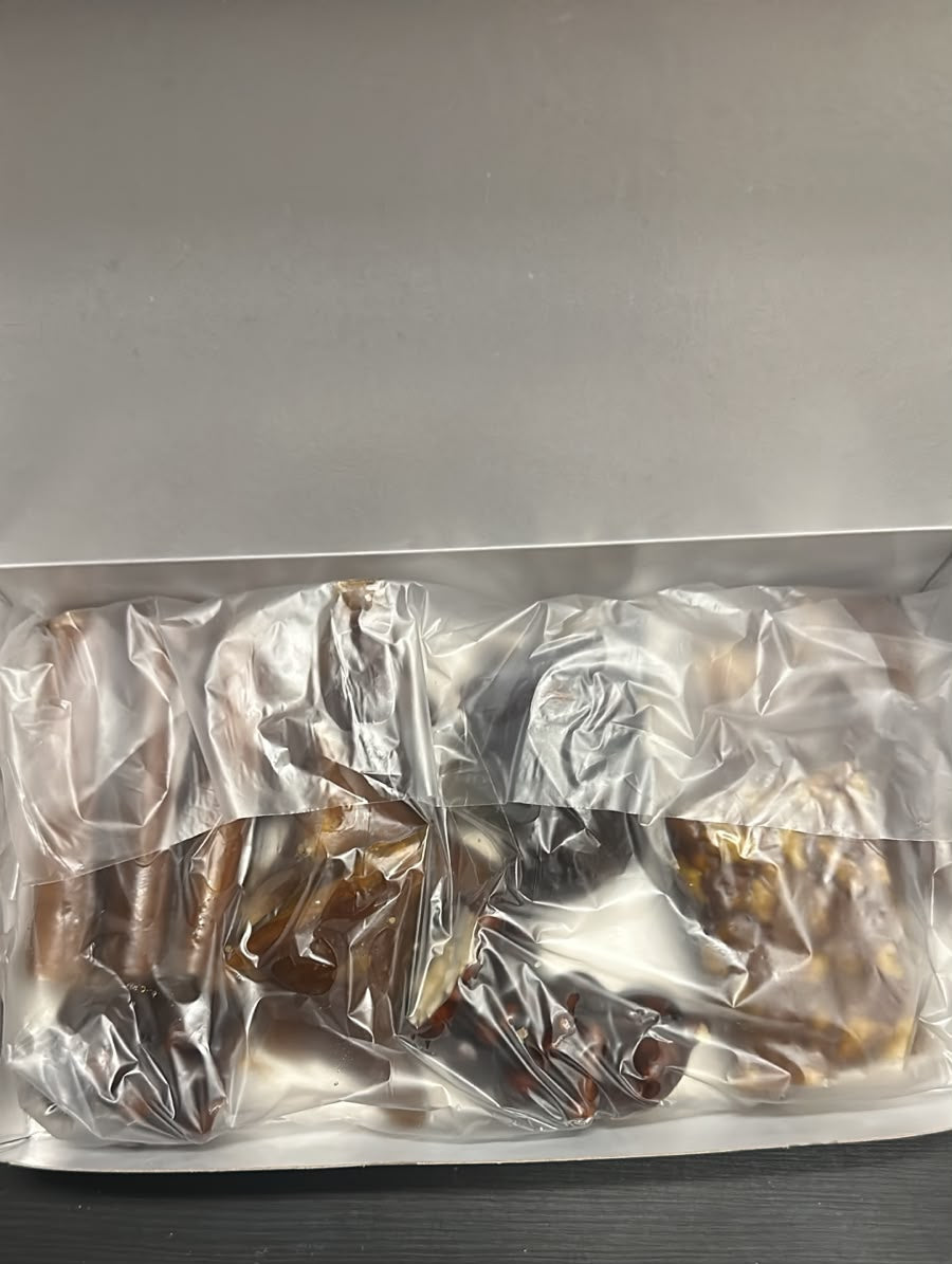 Gümüşhane Pestil mit Fındık Muska Sarma und Cevizli Sucuk